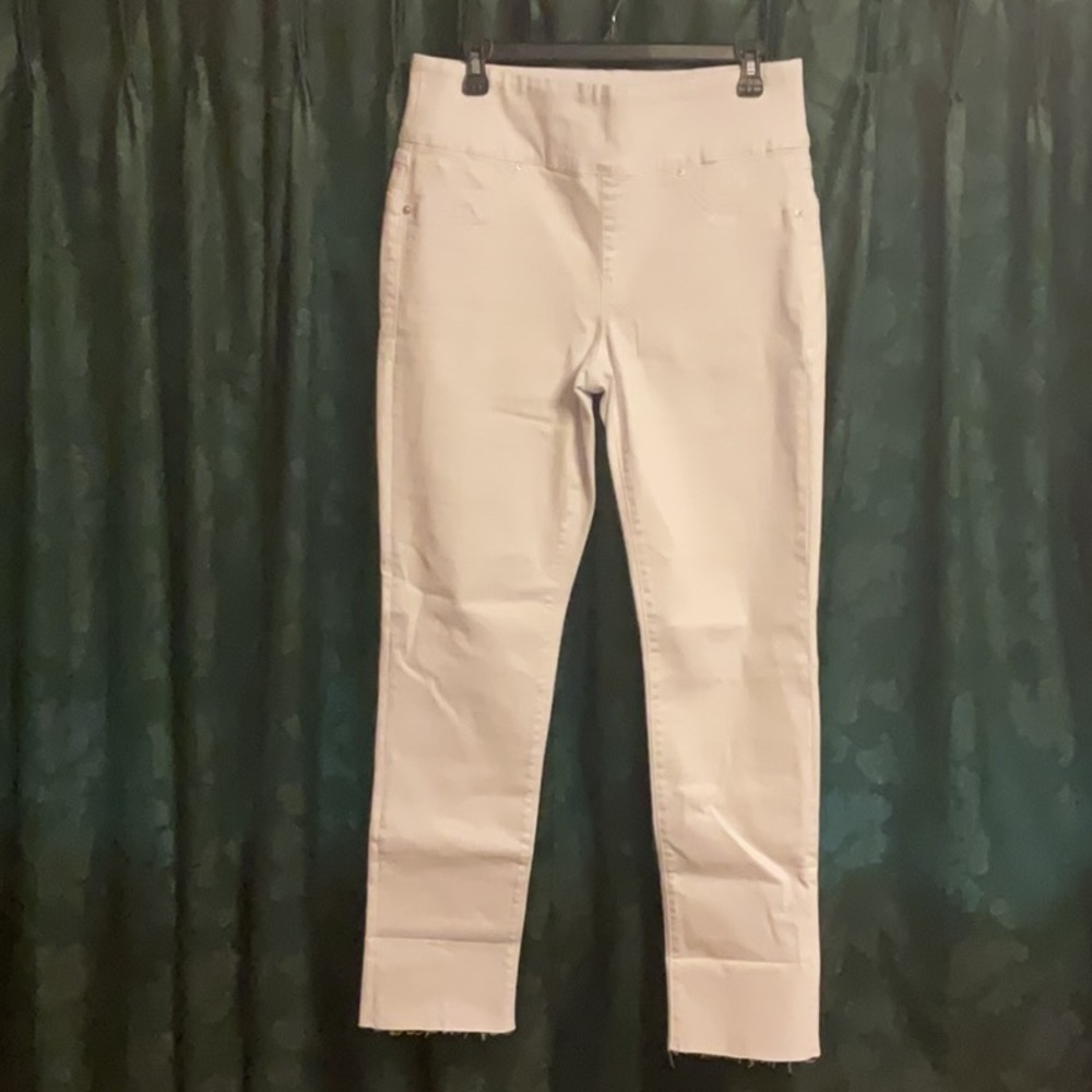 Seven 7 High Cuff Cut Off Pull On Stretch Capri 10 White Jean NWOT